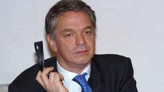 Доверието на инвеститорите е на исторически ниски нива 
