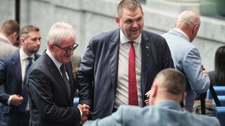 Местни организации поискаха реакция от Доган заради отстраняването на Рамадан Аталай