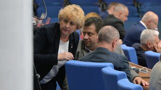 Парламентарната група на "Величие" се разпадна
