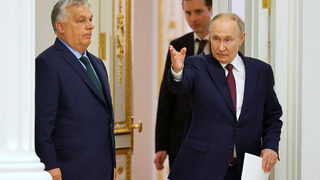Путин каза на Орбан, че не приема други условия за мир в Украйна освен своите