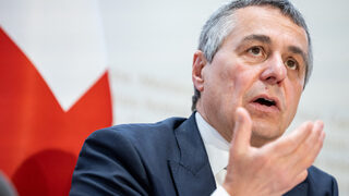 Швейцария разширява санкциите срещу Русия