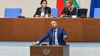 Делян Добрев обяви, че коалицията прави измама