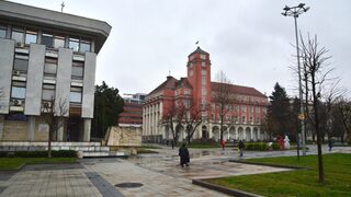 Германската "Леони" закрива завода си в Плевен и съкращава 1300 души