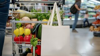 Кварталните магазини влизат в крак с модата
