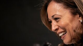 С Камала Харис демократите биха се изправили срещу историята на САЩ