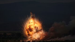 В складовете е бил и синът на собственика (какво се знае до момента за пожара)