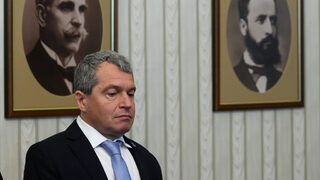 "Има такъв народ" ще сезира отново Конституционния съд за поправките за служебен кабинет
