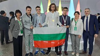 Български ученик е на второ място в света на Международната олимпиада по химия
