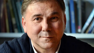 Иван Кръстев пред "<span class="highlight">Ди</span> <span class="highlight">Цайт</span>": Изгубиха ли левите гласа си