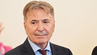 Властта обещава изграждането на две нови индустриални зони