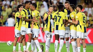 Драматично 2:2 в сблъсъка между Моуриньо и <span class="highlight">Стоилов</span>