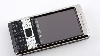 PriVileg ZM-90 – телефон с две карти и <span class="highlight">TV</span> <span class="highlight">тунер</span>