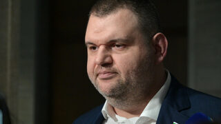 Пеевски държи 3 млн. лв. в банка, дал е над половин милион за наеми през 2023 г.
