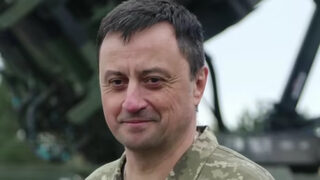 Зеленски уволни командващия военната авиация