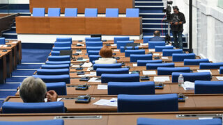 Парламентът ще заседава извънредно на 17 септември