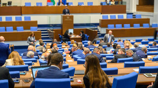 Политици и външното министерство с остра реакция, след като македонски вицепремиер нарече българите "мизерни"