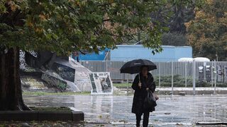 Мрачното и дъждовно време продължава и днес