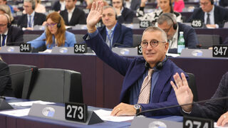 Европарламентът се застъпи да се дадат далекобойни оръжия на Украйна