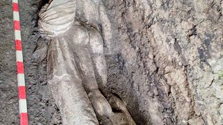 Археолозите откриха още една мраморна статуя в Хераклея Синтика
