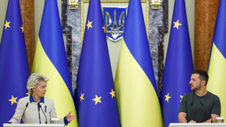 Зеленски: планът за победа на Украйна зависи от бързи решения на съюзниците
