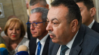 Пеевски и още шестима ще водят по две листи на изборите