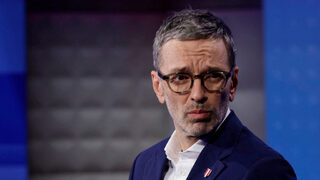 Груб, провокативен и с нисък рейтинг – кой е лидерът на националистите в Австрия