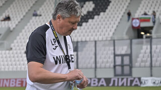 Любослав Пенев с остра атака срещу <span class="highlight">Крушарски</span>: Случва се долен сценарий