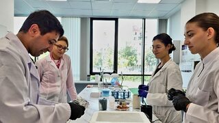 Учени от БАН разработиха иновативен за България 3D модел на човешка кожа