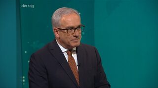 Клеменс Фишер: Австрия не тръгва по пътя на Унгария