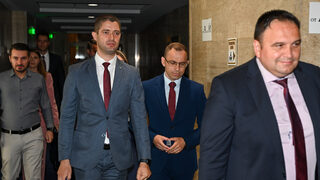 Водач на листа на "ДПС - Ново начало" на Пеевски призна, че коалицията му ще купува гласове