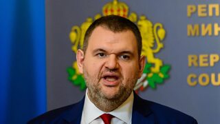 Представяте ли си Пеевски да стане премиер на България