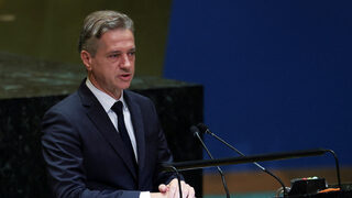 Словенският премиер е обвинен в оказване на натиск върху полицията