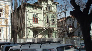Вековна къща ще стане бизнес сграда 