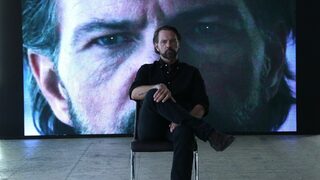 <span class="highlight">Документален</span> <span class="highlight">сериал</span> разказва за една от най-големите финансови измами във Франция