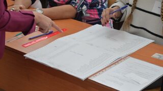 Когато имаш контрол върху цели секционни комисии, може дълго да си управляваща партия
