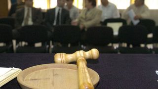София пак се кани да приватизира "Софийски имоти" и Общинска банка