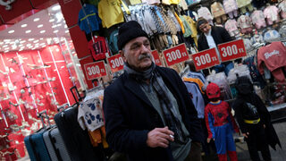 Турция вдига данъци, такси и глоби с над 40% заради поскъпването на живота