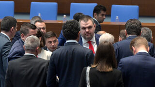Победата на Тръмп и "взривната вълна" по света и у нас