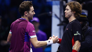 Каспер Рууд си осигури полуфинал срещу Синер на ATP Finals в Торино