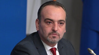 Финансовият министър планира помощите за бизнеса заради скъпия ток да продължат