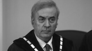 Конституционната реформа на съдебната власт, с едно изключение, не е противоконституционна