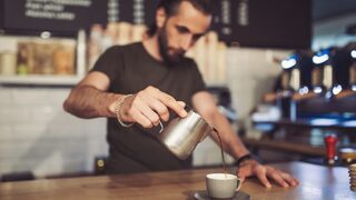 Историята на приготвянето на вкусно кафе у дома