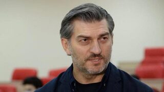 Управляващите в Грузия издигнаха бивш футболист за президент