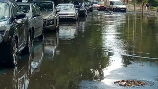 Облачното и дъждовно време ще се задържи поне до 15 декември