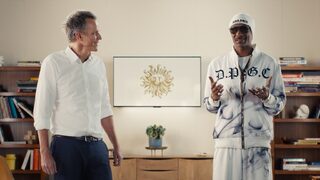 В надпревара да бъде най-добрият дог, Снууп връчва златото на Publicis