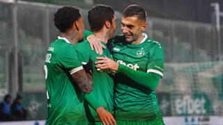 "Лудогорец" разби с 3:0 "<span class="highlight">Ботев</span>" (<span class="highlight">Пловдив</span>) и дръпна с 10 точки на върха