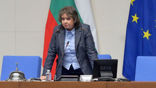 Киселова: Президентът трябваше да покани и "ДПС-Ново начало", изборът на главен прокурор да се спре