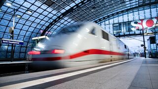От днес тръгва директен скоростен влак Берлин - Париж
