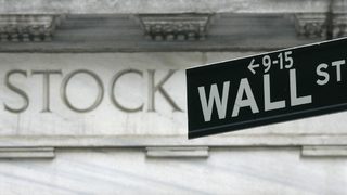 <span class="highlight">SEC</span> обмисля затягане на регулациите върху късите продажби