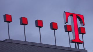 "Дойче Телеком" се готви за пълен контрол над собственика на "Глобул" 